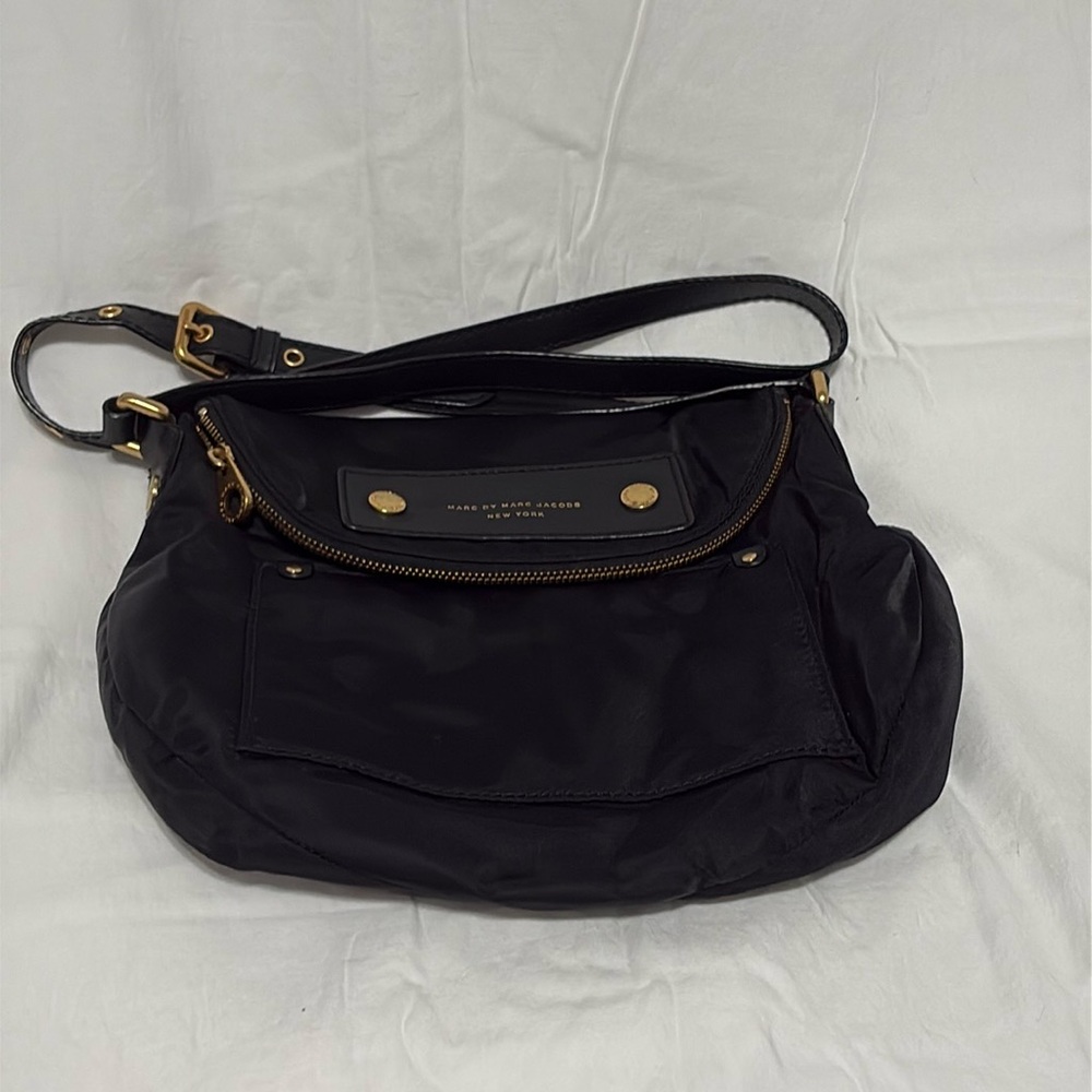Marc Jacobs Preppy Natasha Black Crossbody with Gold Accents